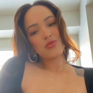 Meet your Posher, Sharina